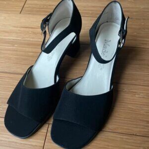 Black Pointed-Toe High Heels - Classic Elegant Work/Evening Pumps